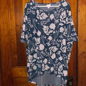 Medium LulaRoe Irma